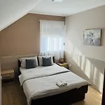 아파트 Na Savi I Sobe *