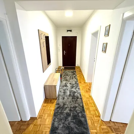 Apartman Na Savi I Sobe *