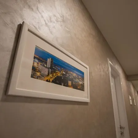 Na Savi I Sobe Apartman *